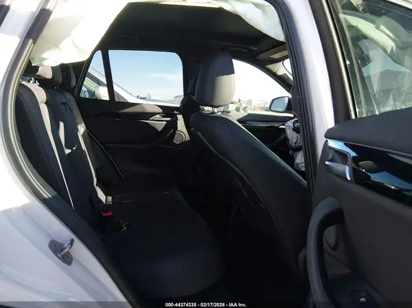 WBXHU7C58K5L09912 2019 BMW X1 - Image 8