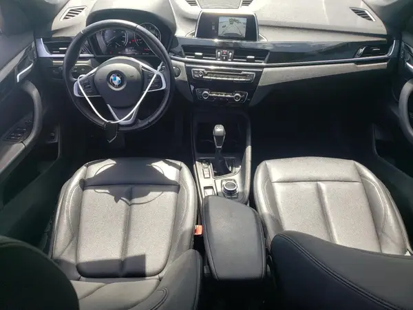 WBXHU7C58K5N43757 2019 BMW X1 - Image 8