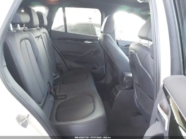 WBXHU7C59K3H45862 2019 BMW X1 - Image 8