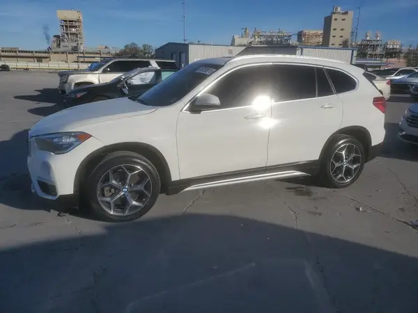 WBXHU7C59K3H46543 2019 BMW X1 - Image 1
