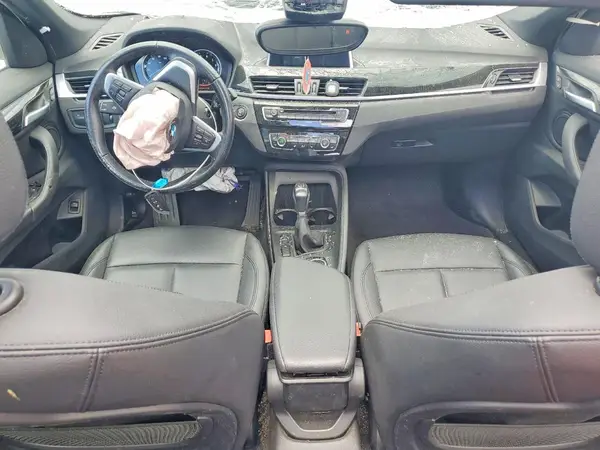 WBXHU7C59K5L11202 2019 BMW X1 - Image 8