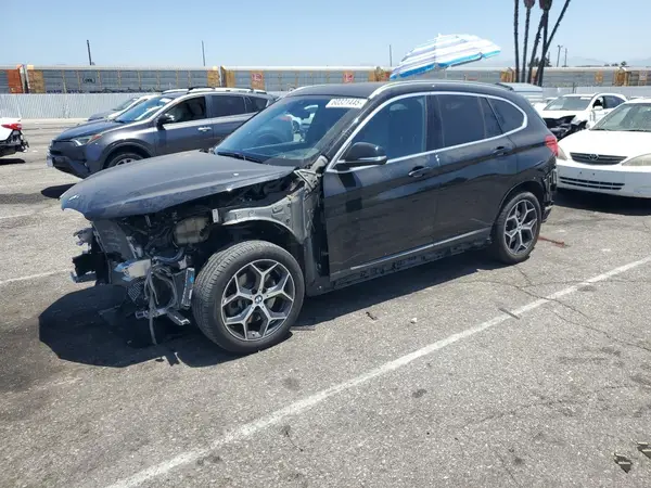 WBXHU7C59K5L11474 2019 BMW X1 - Image 1