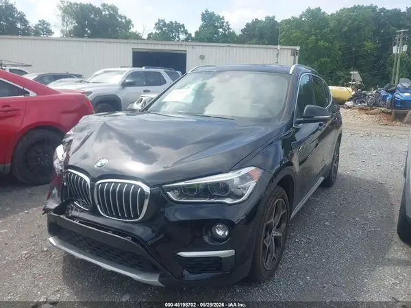 WBXHU7C5XK3H44929 2019 BMW X1 - Image 2