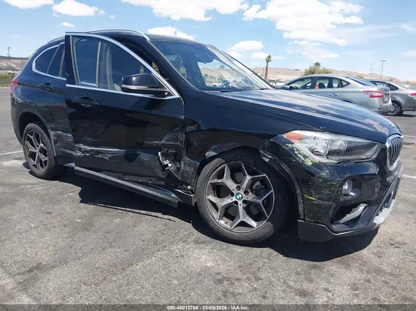 WBXHU7C5XK3H46275 2019 BMW X1 - Image 1