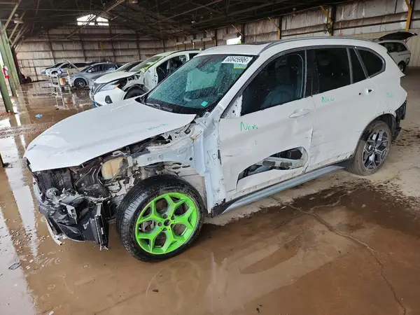 WBXHU7C5XK5L11662 2019 BMW X1 - Image 1