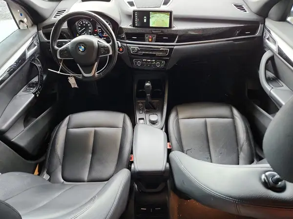 WBXHU7C5XK5L11662 2019 BMW X1 - Image 8