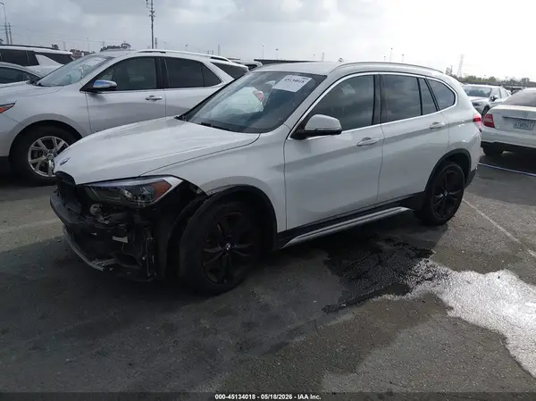 WBXJG7C00L5P69869 2020 BMW X1 - Image 2