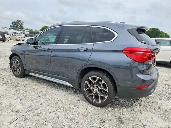 WBXJG7C00M5S30525 2021 BMW X1 - Image 2