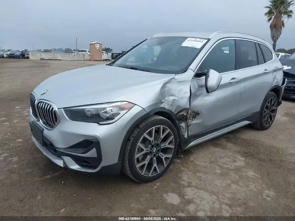 WBXJG7C00M5S58454 2021 BMW X1 - Image 2