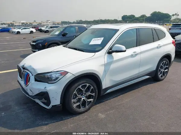 WBXJG7C00M5U39506 2021 BMW X1 - Image 2