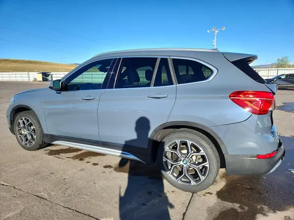 WBXJG7C01L5P35682 2020 BMW X1 - Image 2