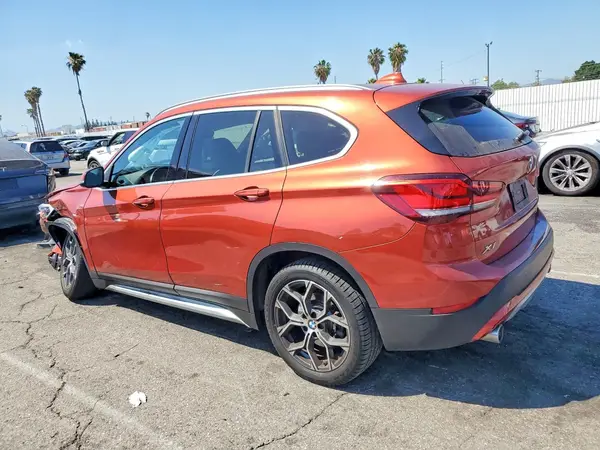 WBXJG7C01L5P44172 2020 BMW X1 - Image 2