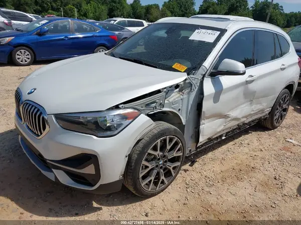 WBXJG7C01M5S55482 2021 BMW X1 - Image 2