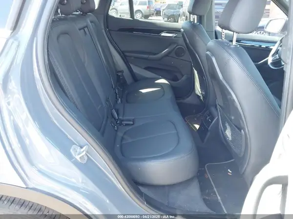 WBXJG7C01M5S66837 2021 BMW X1 - Image 8