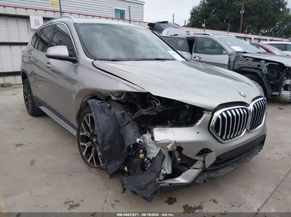 WBXJG7C01M5T07502 2021 BMW X1 - Image 1