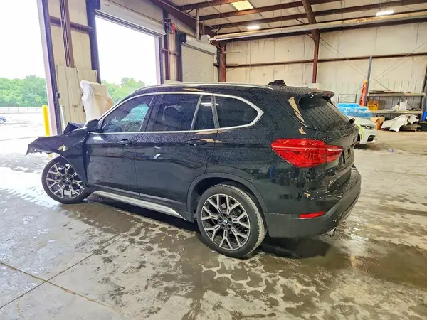 WBXJG7C01M5U23511 2021 BMW X1 - Image 2