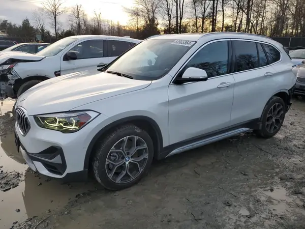 WBXJG7C01M5U26960 2021 BMW X1 - Image 1