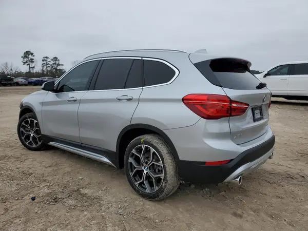 WBXJG7C01M5U35089 2021 BMW X1 - Image 2