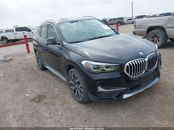 WBXJG7C01N5U48877 2022 BMW X1 - Image 1