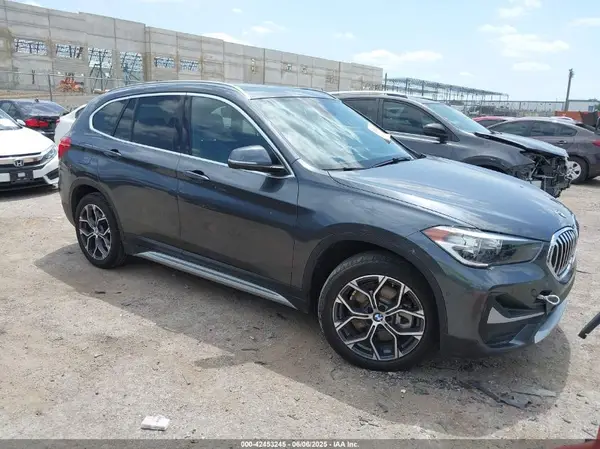 WBXJG7C01N5U49348 2022 BMW X1 - Image 1