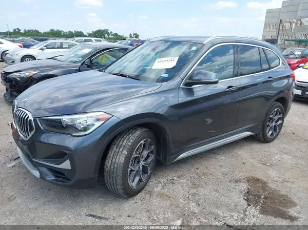WBXJG7C01N5U49348 2022 BMW X1 - Image 2