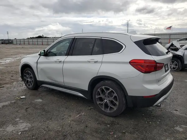 WBXJG7C01N5V39616 2022 BMW X1 - Image 2