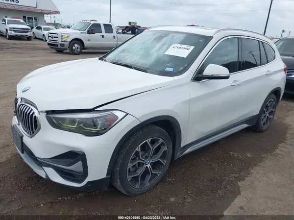 WBXJG7C02L5P24688 2020 BMW X1 - Image 2