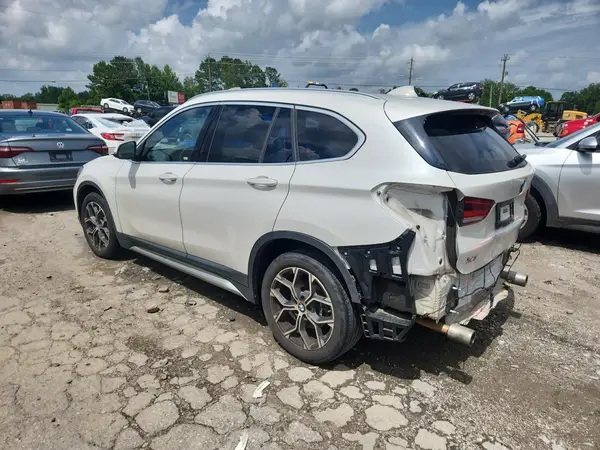 WBXJG7C02L5R57163 2020 BMW X1 - Image 2