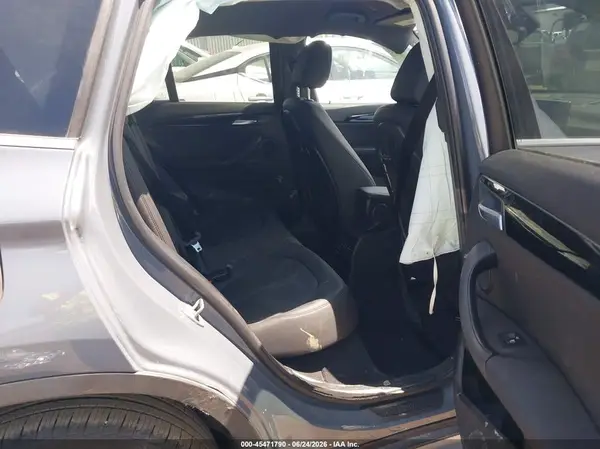 WBXJG7C02M5S56317 2021 BMW X1 - Image 8