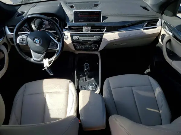 WBXJG7C02M5T05659 2021 BMW X1 - Image 8