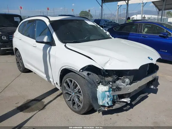 WBXJG7C02M5T55896 2021 BMW X1 - Image 1
