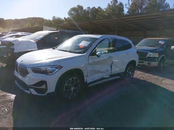 WBXJG7C02M5U07186 2021 BMW X1 - Image 2