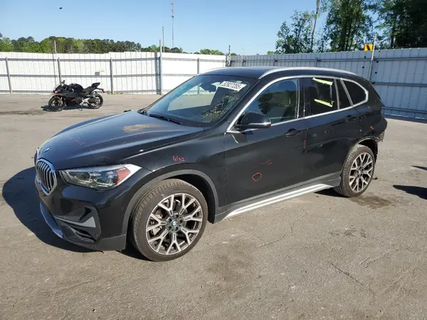 WBXJG7C02M5U22447 2021 BMW X1 - Image 1