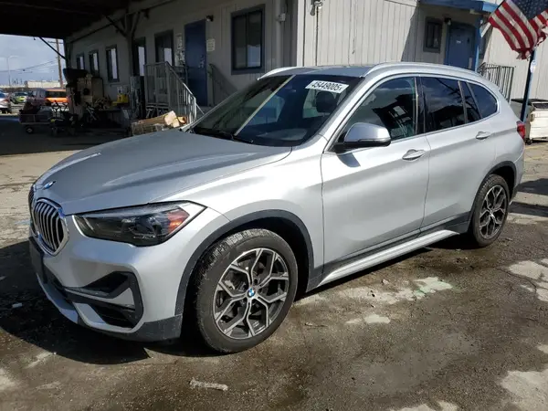WBXJG7C03L5P45968 2020 BMW X1 - Image 1