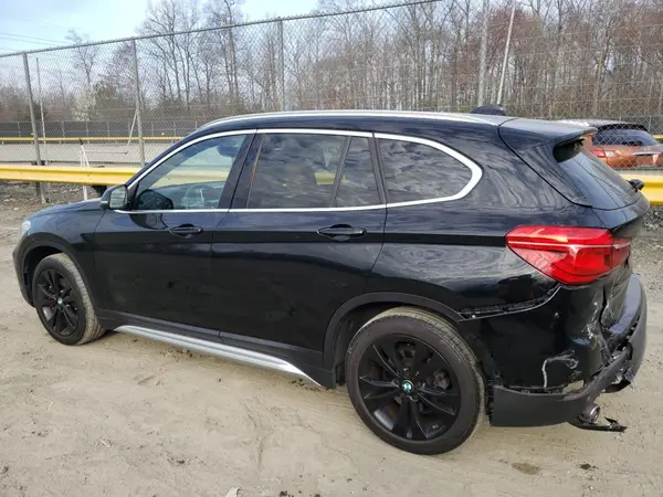 WBXJG7C03L5P65038 2020 BMW X1 - Image 2