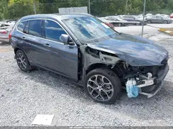 WBXJG7C03M5S06137 2021 BMW X1