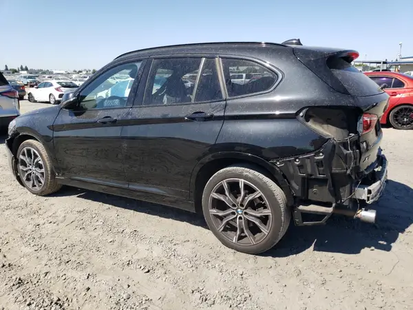 WBXJG7C03M5S57735 2021 BMW X1 - Image 2