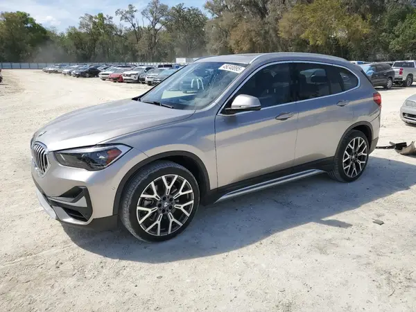 WBXJG7C03M5S73059 2021 BMW X1 - Image 1