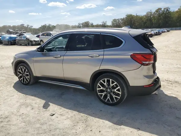 WBXJG7C03M5S73059 2021 BMW X1 - Image 2