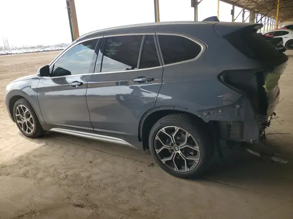 WBXJG7C03M5T84744 2021 BMW X1 - Image 2