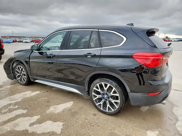 WBXJG7C05M5S05555 2021 BMW X1 - Image 2