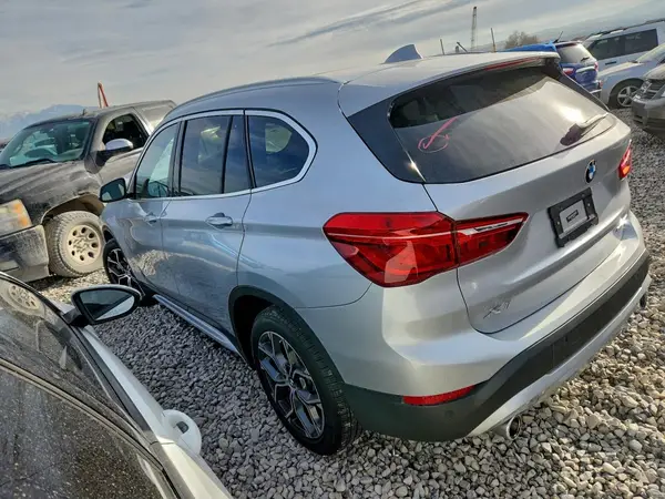 WBXJG7C05M5S63486 2021 BMW X1 - Image 2