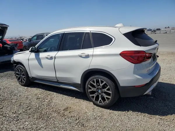 WBXJG7C05M5S81597 2021 BMW X1 - Image 2