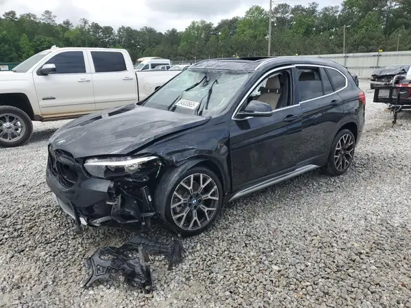 WBXJG7C05M5T28515 2021 BMW X1 - Image 1