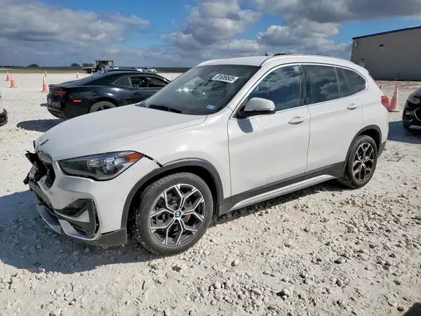 WBXJG7C05M5T53656 2021 BMW X1 - Image 1