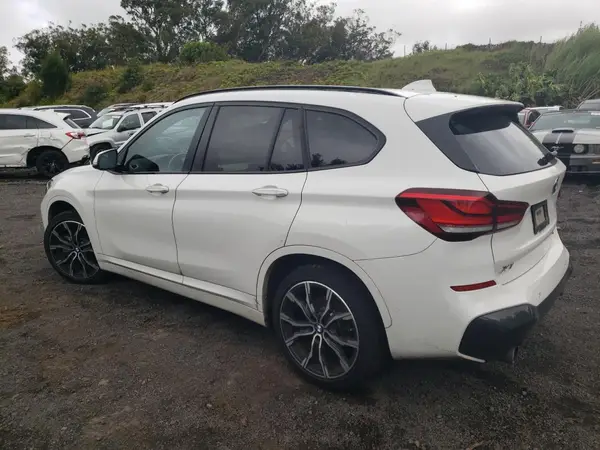 WBXJG7C05M5U02807 2021 BMW X1 - Image 2