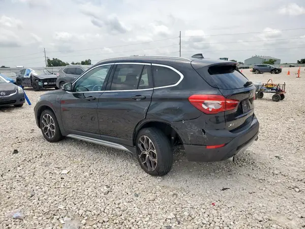 WBXJG7C05N5V08952 2022 BMW X1 - Image 2