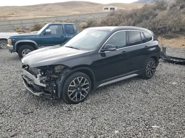 WBXJG7C06M5S74853 2021 BMW X1 - Image 1