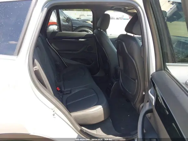 WBXJG7C06M5T46361 2021 BMW X1 - Image 8