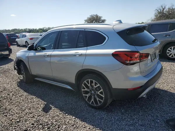 WBXJG7C06M5U15436 2021 BMW X1 - Image 2